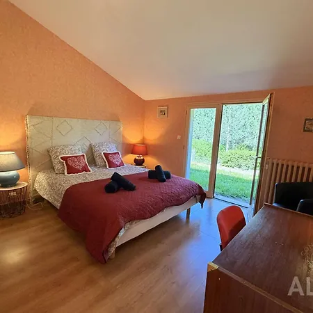 Holiday home Charming Countryside Swimming Pool